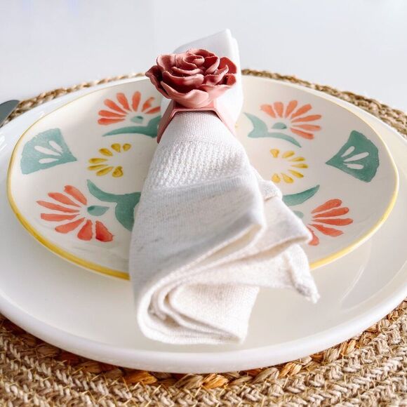 Elegant Rose Napkin Rings – Dusty Rose - Handmade - Wedding Party Event Planner - Picture 8 of 15